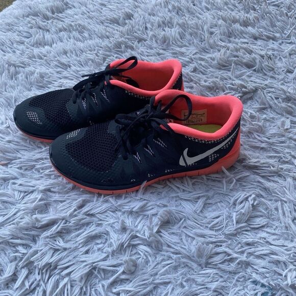 Nike 5.0 Black‎ Orange Size 7 Y Women’s Lace Up Athletic Shoes Pre Owned - Picture 4 of 16